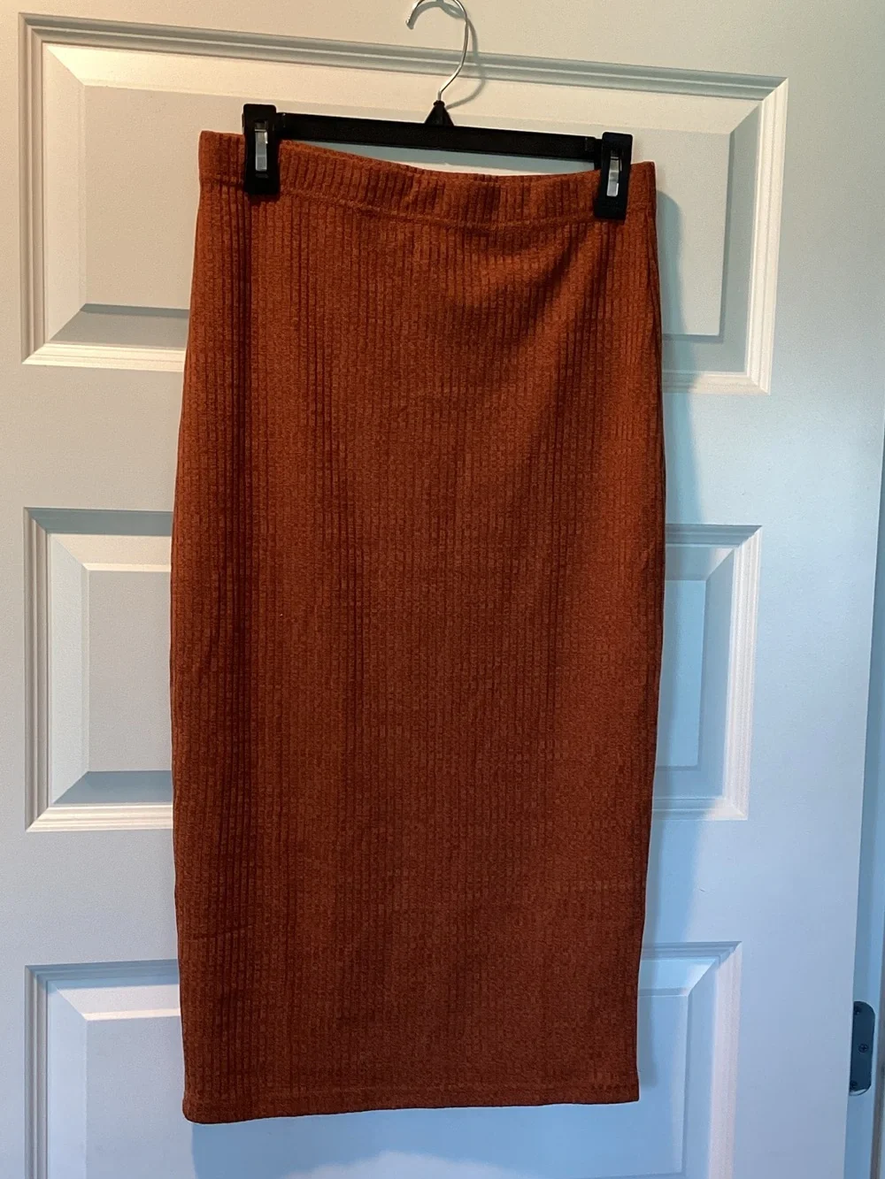 Rust Colored Ribbed Two-Piece Tee & Skirt Set - Picture 5 of 6